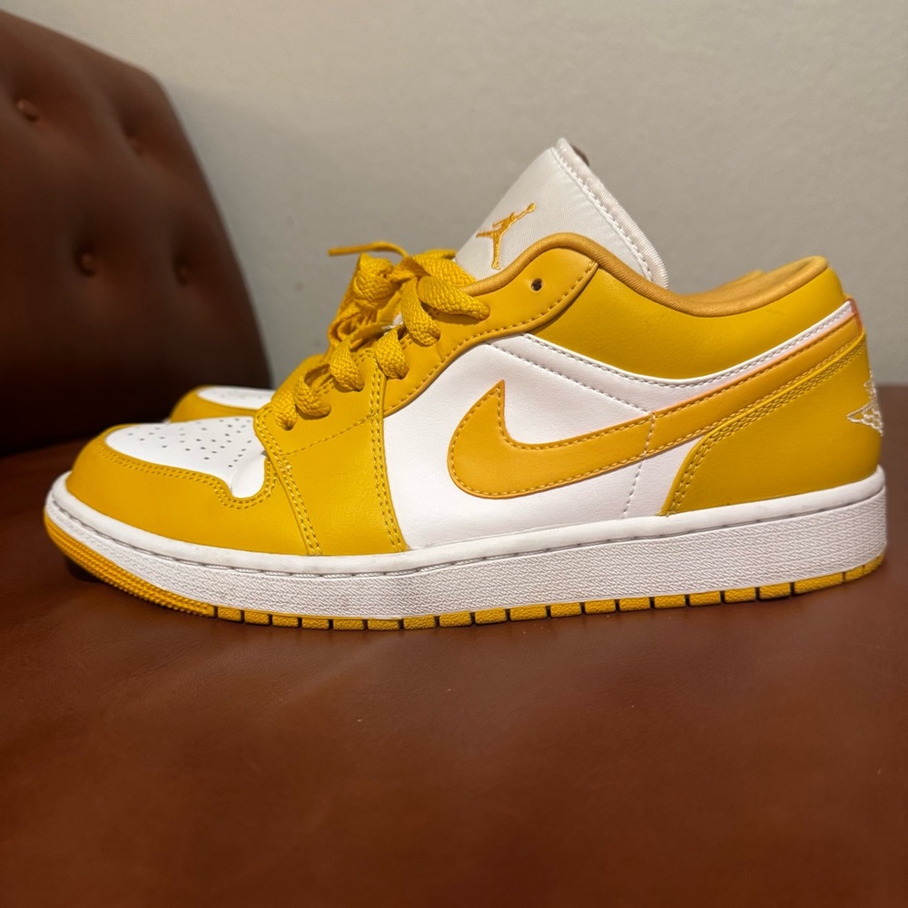 Men’s Jordan 1 lows